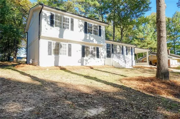 506 Birch LN, Lawrenceville, GA 30044