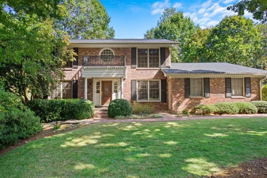 2401 Delverton DR, Dunwoody, GA 30338