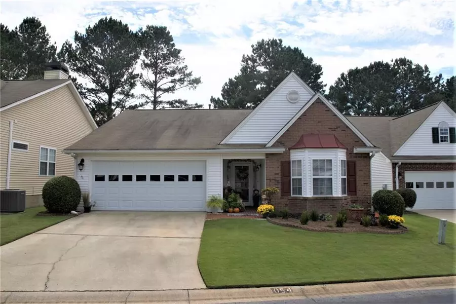 1054 Pinehurst DR, Peachtree City, GA 30269