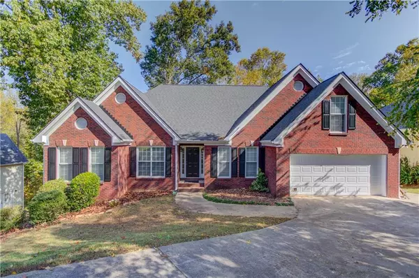 5529 River Valley WAY, Flowery Branch, GA 30542