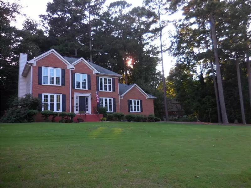 240 Shore DR, Suwanee, GA 30024