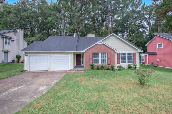 200 Blue Heron DR, Jonesboro, GA 30238