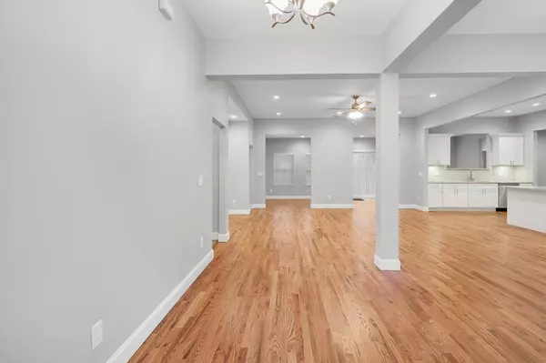 Powder Springs, GA 30127,4225 PINETREE DR