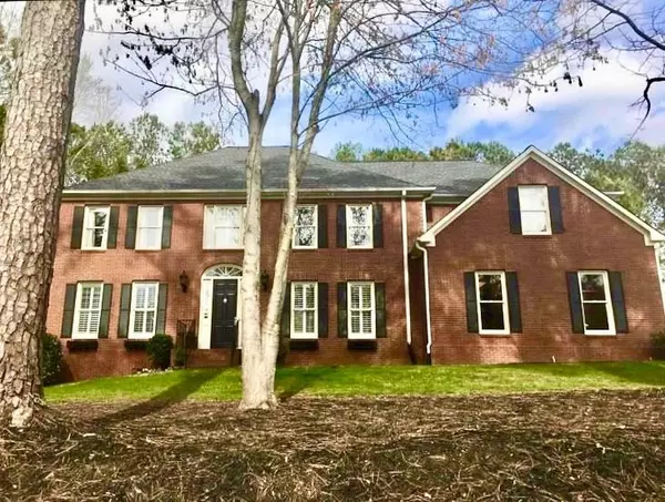 815 Trakehner Tarn, Roswell, GA 30075