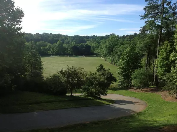 Atlanta, GA 30327,655 Fairfield RD NW
