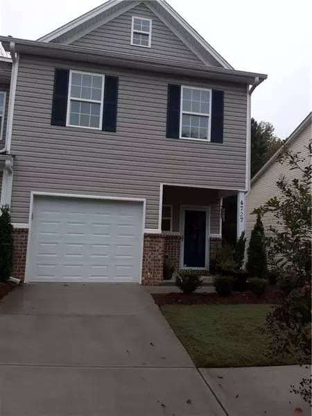 4727 Beacon Ridge LN, Flowery Branch, GA 30542