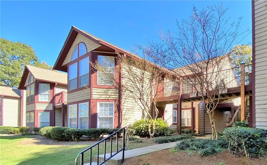 Johns Creek, GA 30022,814 Dunes WAY