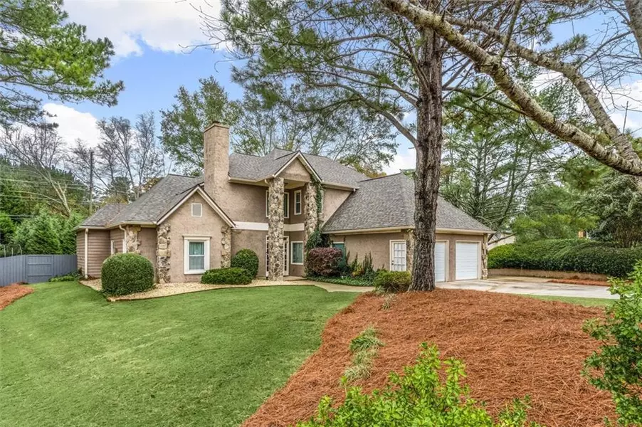 10640 BRANHAM FIELDS RD, Johns Creek, GA 30097