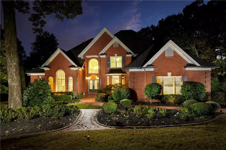 4235 Falls Ridge DR, Alpharetta, GA 30022