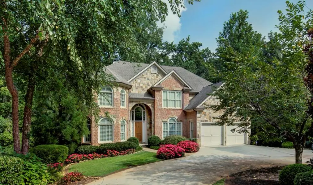 4869 Lake Forrest DR, Sandy Springs, GA 30342