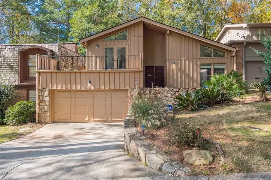 305 LAKEVIEW RDG W, Roswell, GA 30076