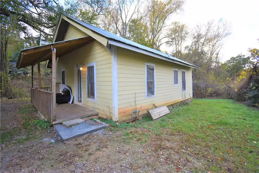 191 Tanyard ST, Canton, GA 30114