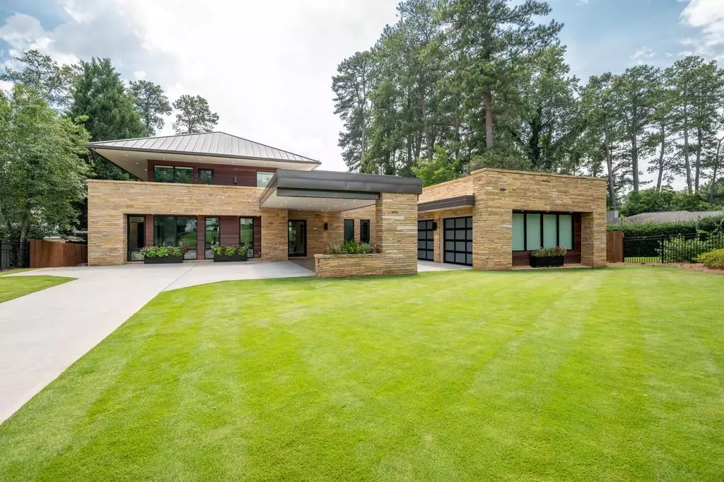 Atlanta, GA 30327,440 Cochran DR NW