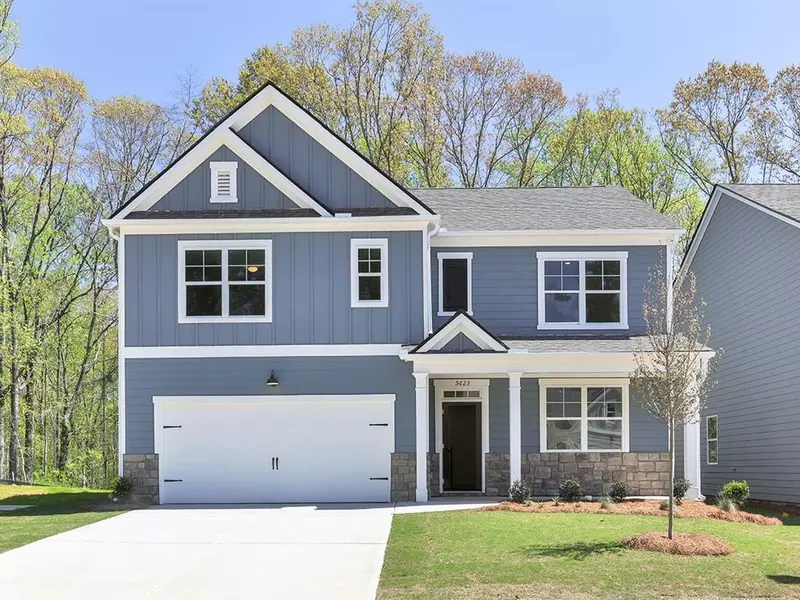 1107 Shadow Glen DR, Fairburn, GA 30213