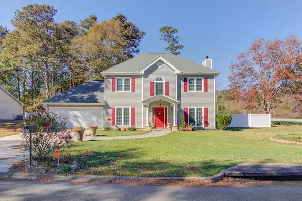 25 Lacey Oak LN, Loganville, GA 30052