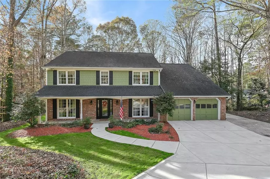 2565 Woodland PATH, Marietta, GA 30062