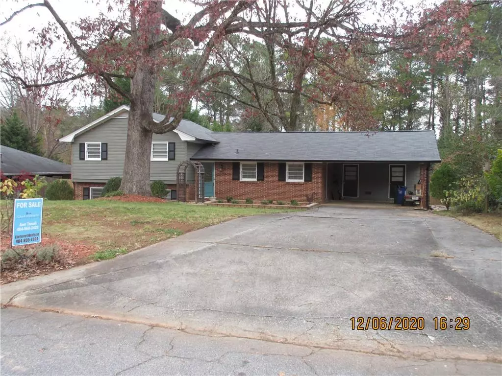 Tucker, GA 30084,4516 Lake Ivanhoe DR