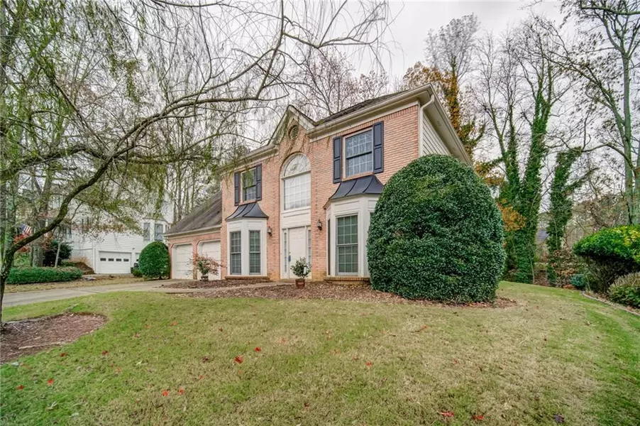 315 Horseshoe BND, Woodstock, GA 30189