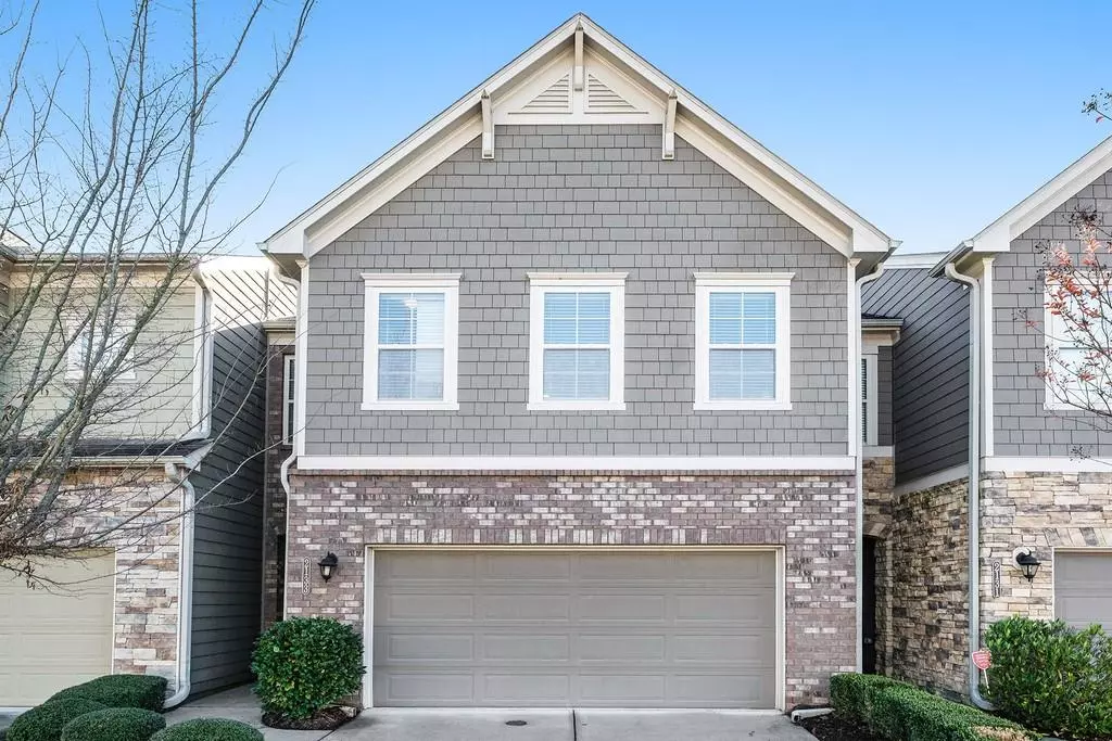 Atlanta, GA 30329,2133 Knoll PL NE