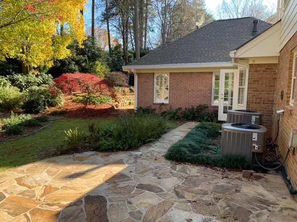 Dunwoody, GA 30338,5279 Wyntercreek WAY