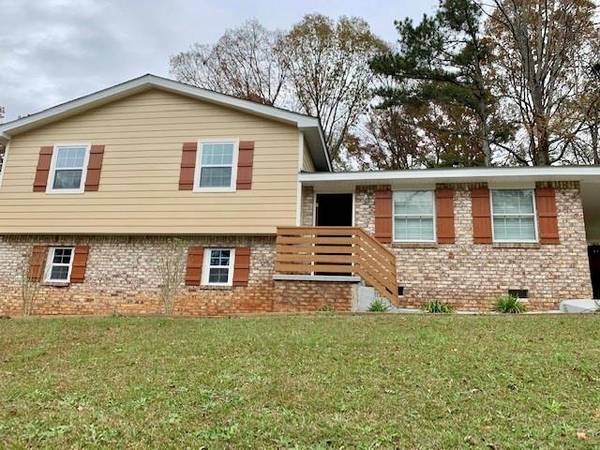 6642 Cambridge DR, Rex, GA 30273