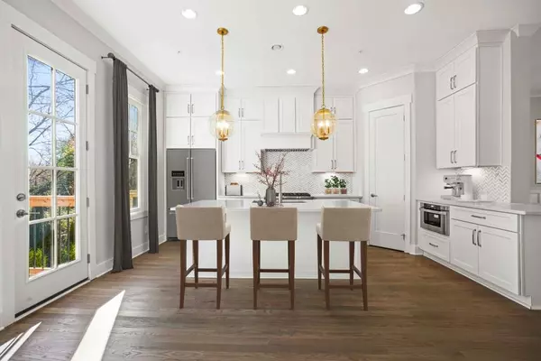 Atlanta, GA 30316,295 Heritage LN SE