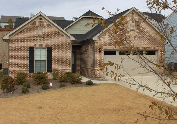 5717 Cypress Bluff LN, Hoschton, GA 30548