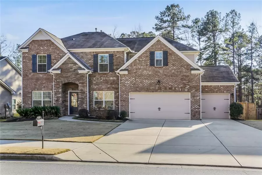 135 Hale View CIR, Canton, GA 30114