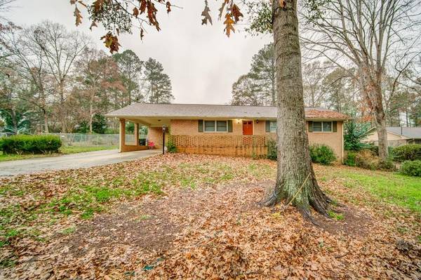 115 Forestwood DR, Griffin, GA 30223