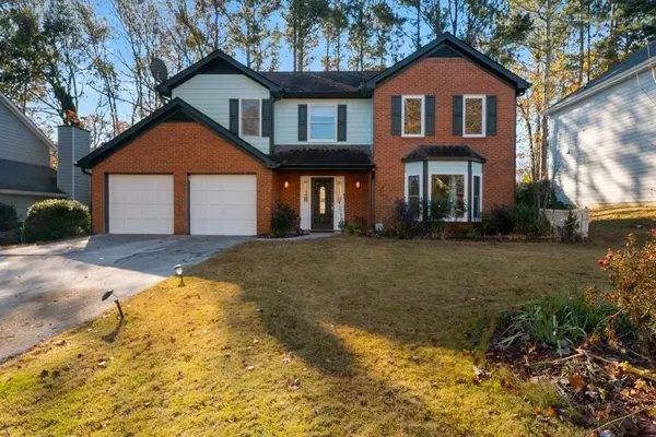 10855 PINEHIGH DR, Alpharetta, GA 30022