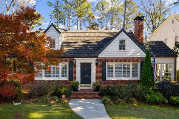 3965 N STRATFORD RD NE, Atlanta, GA 30342