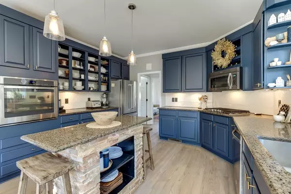 Woodstock, GA 30188,100 Estates AVE