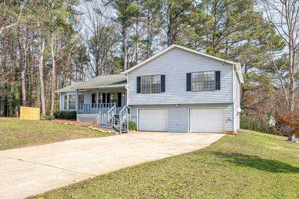 5442 Applewood CT, Acworth, GA 30102