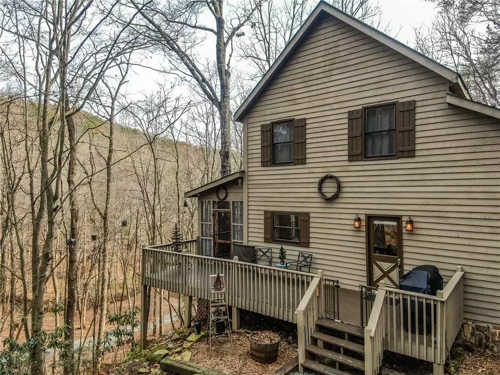 Ellijay, GA 30536,43 Indian Gap DR