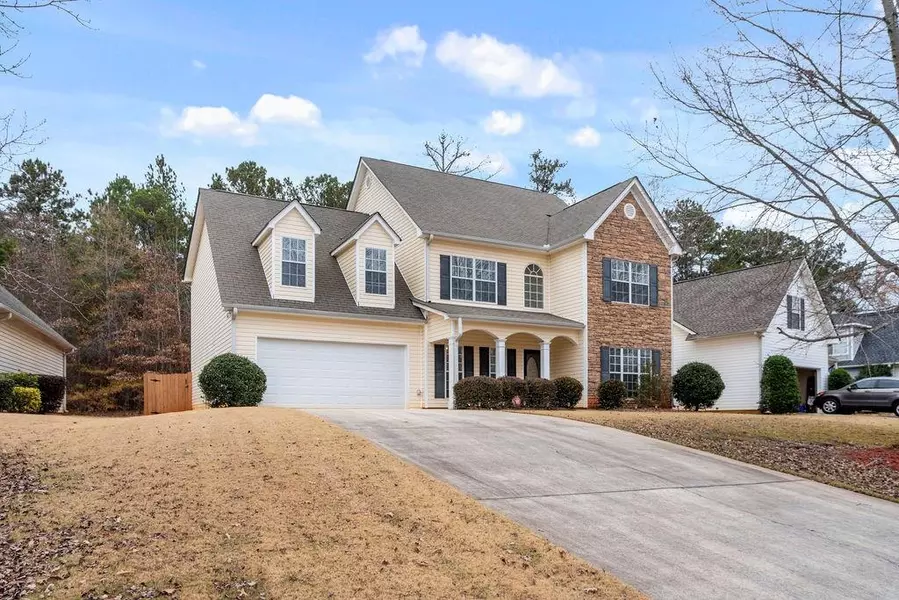 349 Westhill DR, Newnan, GA 30265