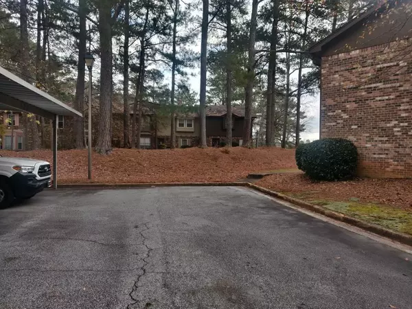 Stone Mountain, GA 30083,728 Garden View DR