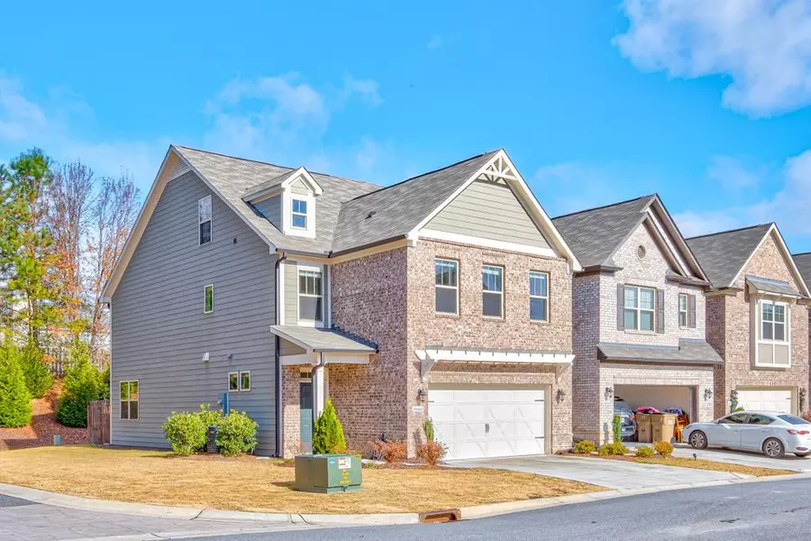 8660 Village PL, Suwanee, GA 30024