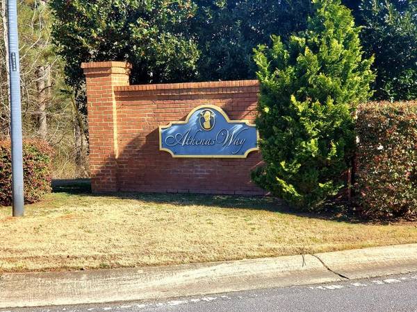 140 Walkers WAY, Commerce, GA 30530