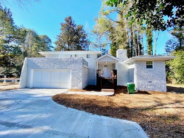 4075 Flintridge DR, Stone Mountain, GA 30083