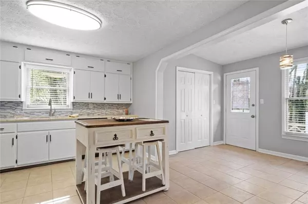 Smyrna, GA 30082,3510 LAKE DR SE