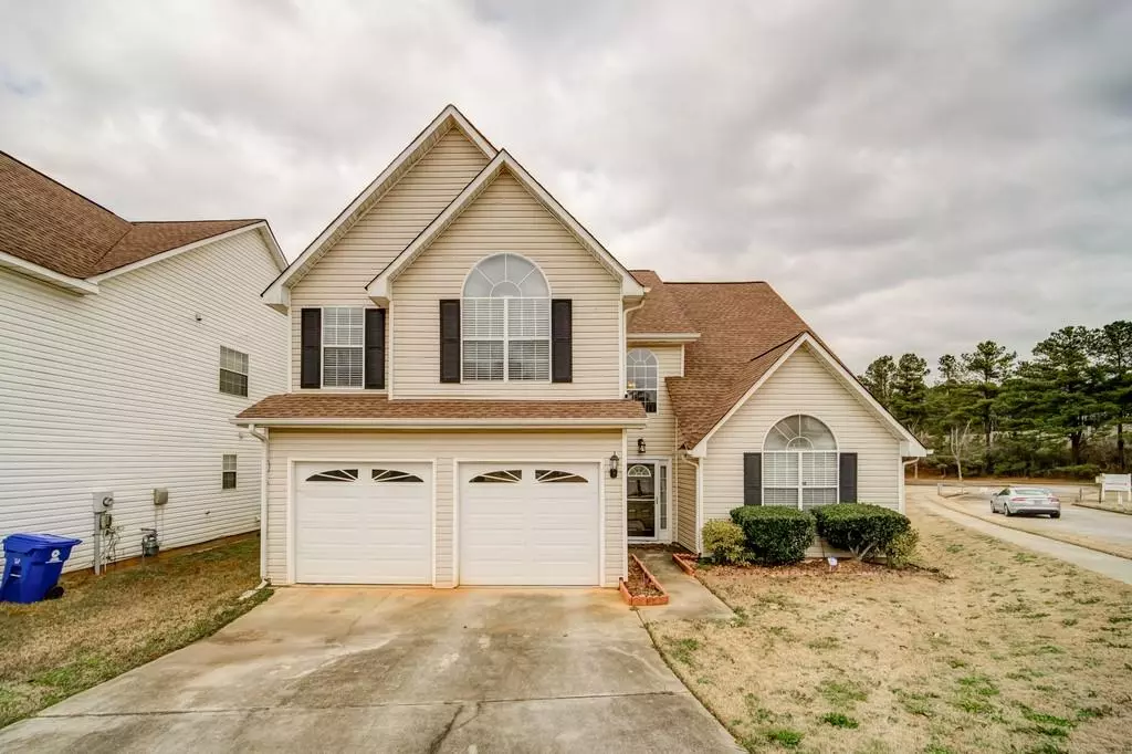 Stockbridge, GA 30281,413 LAKE FRONT CT