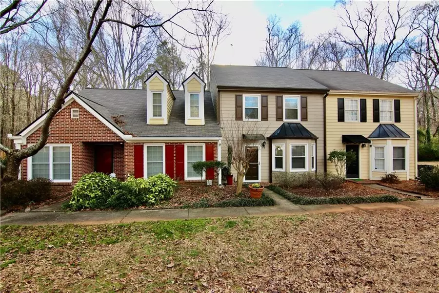 147 Willow Stream CT, Roswell, GA 30076