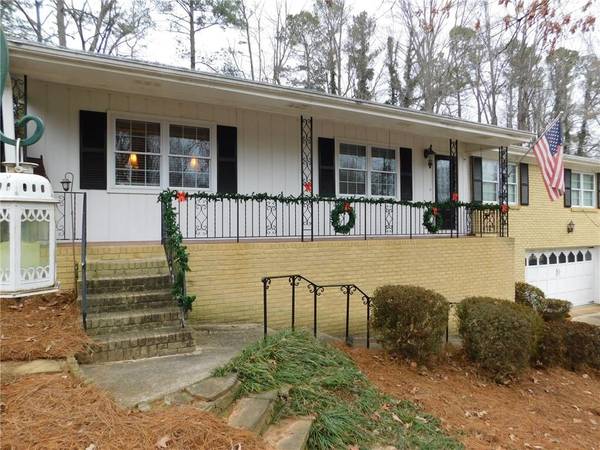 3940 Green Forest Pkwy SE, Smyrna, GA 30082