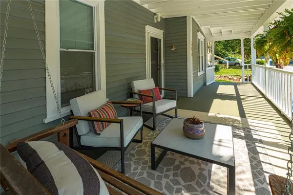 Atlanta, GA 30307,206 Flora AVE NE
