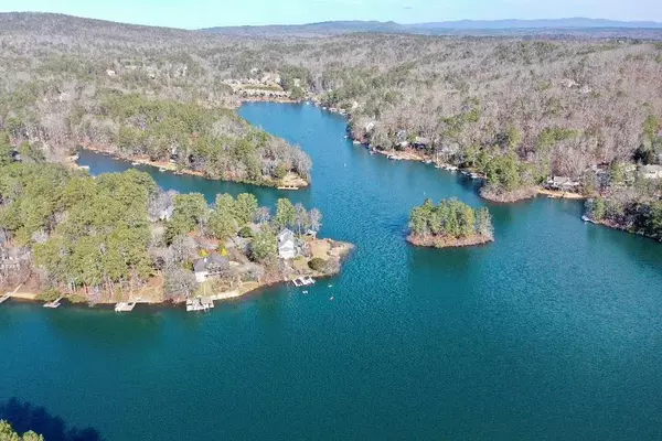 Waleska, GA 30183,146 Lakeview CIR