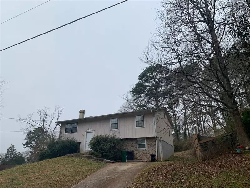 4048 BIG VALLEY TRL, Stone Mountain, GA 30083