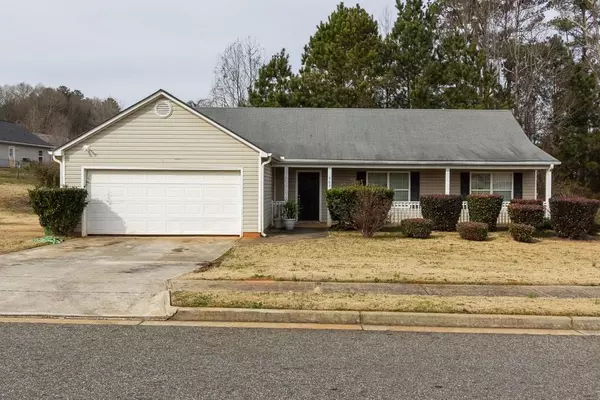 909 Rosewood LN, Monroe, GA 30656