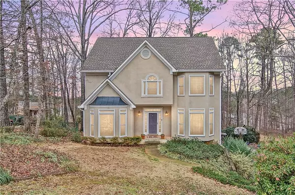 5008 Willow Creek DR, Woodstock, GA 30188