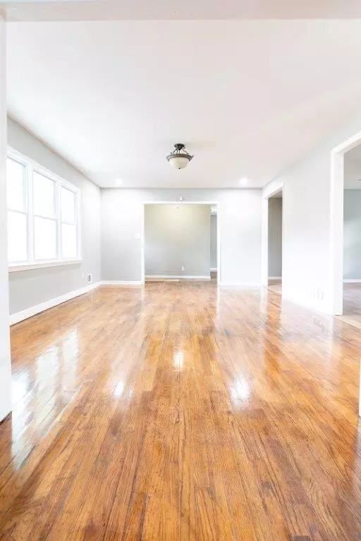 2734 Kelley Chapel RD, Decatur, GA 30034