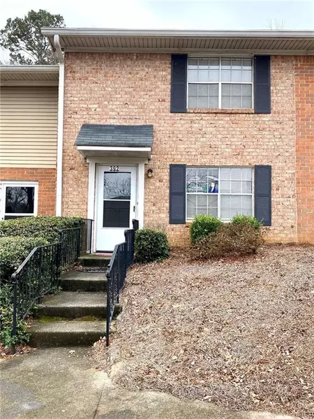 392 Northdale CT, Lawrenceville, GA 30046